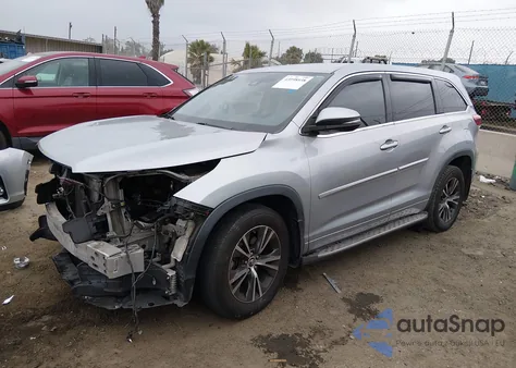 2017 Toyota Highlander Le Plus from USA, damaged, VIN 5TDZZRFH6HS215938